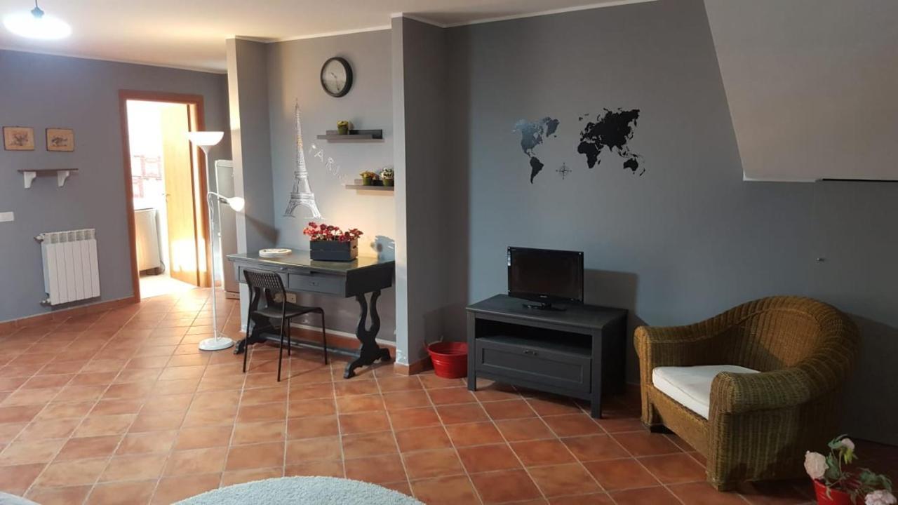 Il Loto Apartment กัลตาจีโรเน ภายนอก รูปภาพ