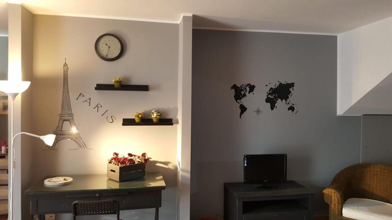 Il Loto Apartment กัลตาจีโรเน ภายนอก รูปภาพ