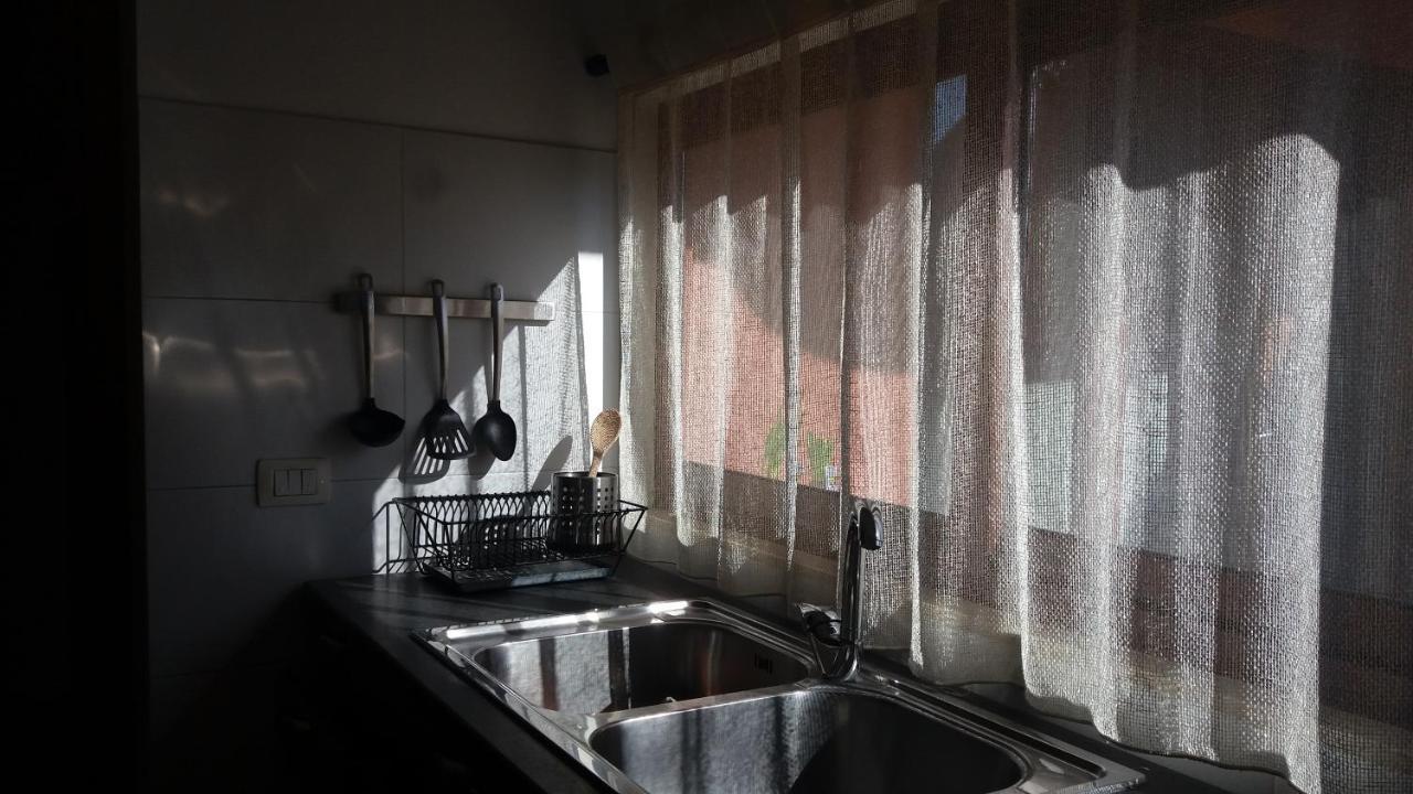 Il Loto Apartment กัลตาจีโรเน ภายนอก รูปภาพ